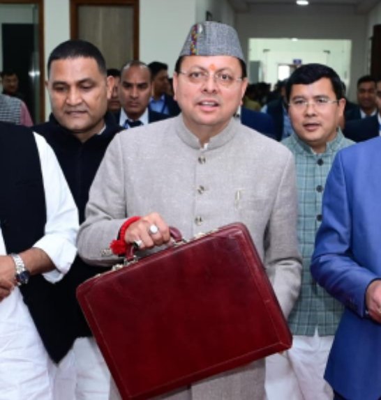 सीएम धामी ने पेश किया उत्तराखंड का SANTULAN बजट लगभग 1.11 लाख करोड़ से ज्यादा का बजट