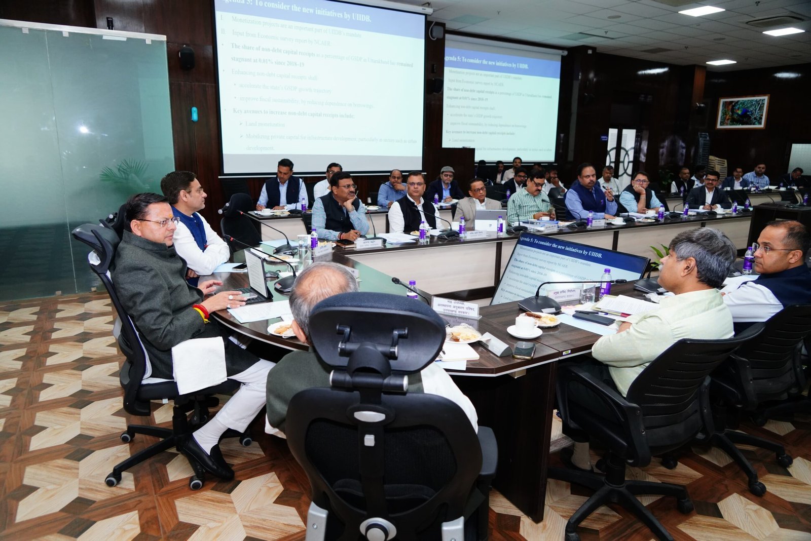 सीएम धामी ने अधिकारियों को हरिद्वार गंगा कॉरिडोर, शारदा रिवरफ्रंट कॉरिडोर तथा ऋषिकेश गंगा कॉरिडोर परियोजनाओं के कार्यों में तेजी लाये जाने के दिये निर्देश