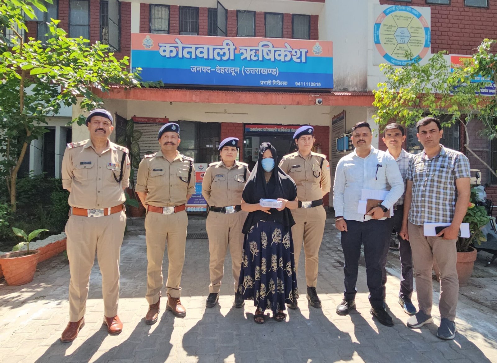 अवैध दस्तावेज के साथ १महीने से ऋषिकेश में रह रही बांग्लादेशी महिला को पुलिस ने किया गिरफ्तार